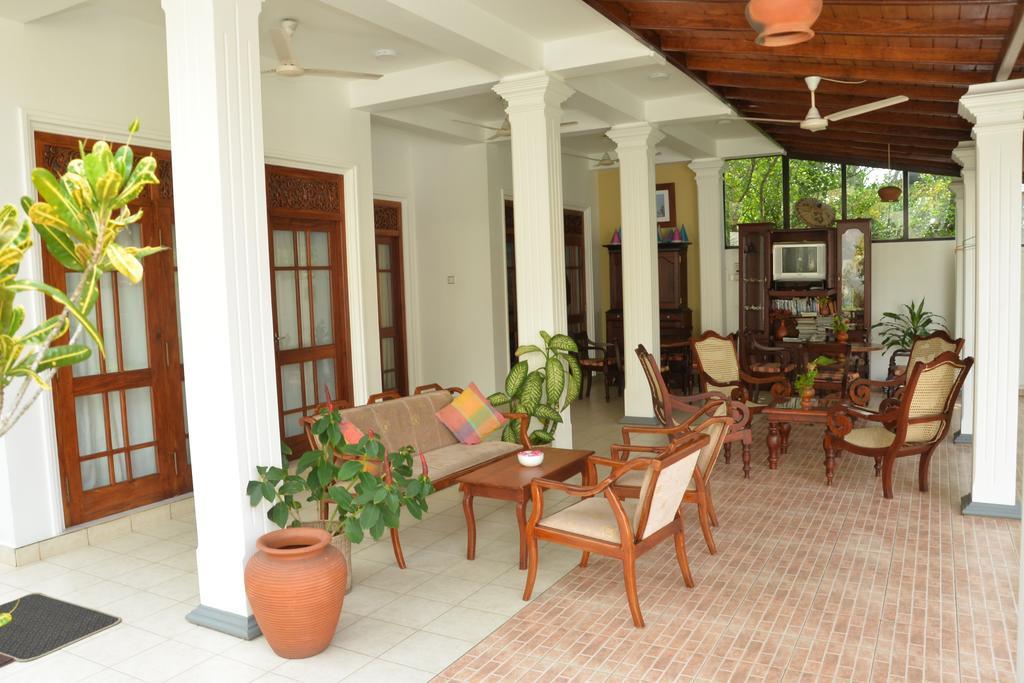 Surf Villa Hikkaduwa Exterior foto