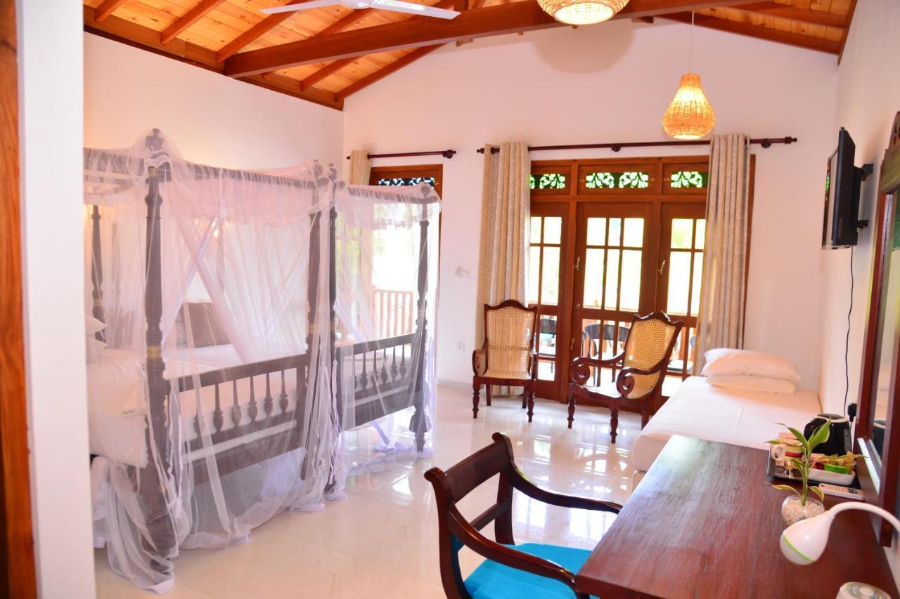 Surf Villa Hikkaduwa Exterior foto